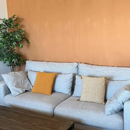 Prachtige Tussen De Wijngaarden Villa *