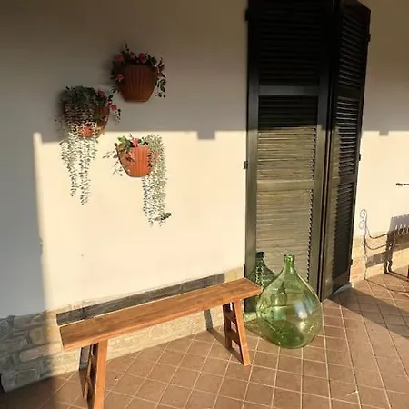 Villa Prachtige Tussen De Wijngaarden Santo Stefano Belbo